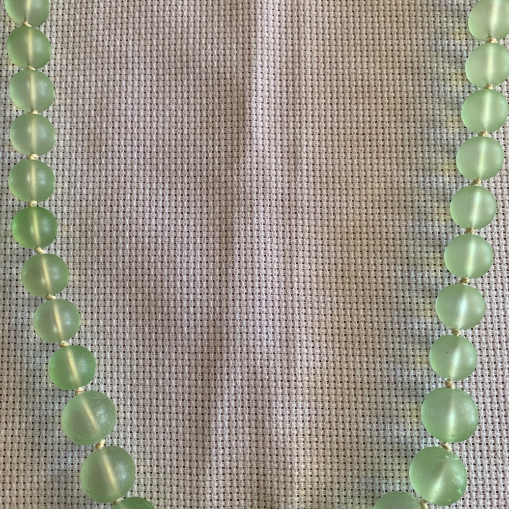 Vintage Coldwater Creek Light Green Graduated Glass Bead Necklace - Picture 3 of 5